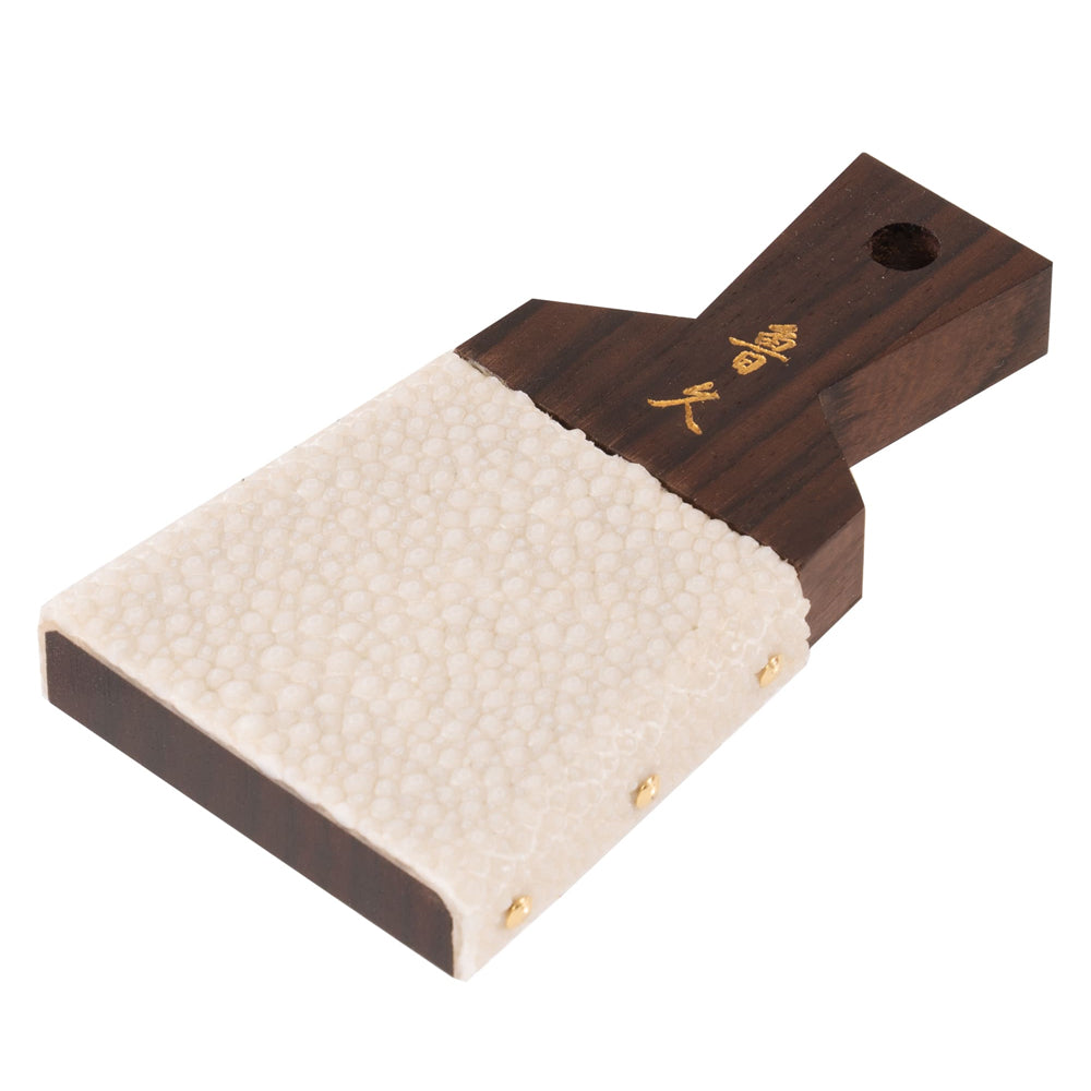 鮫皮おろし 魯久 中